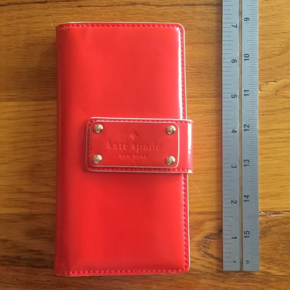 Kate Spade patent leather wallet